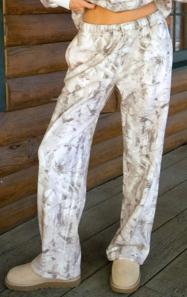 Cutie Camo Lounge Fleece Sweatpants